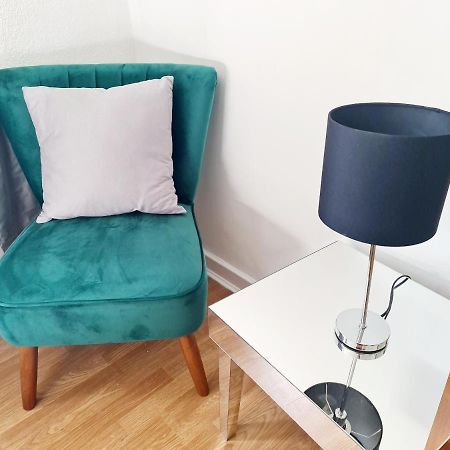 Immaculate 3-Bedrooms Dundee Apartment 外观 照片