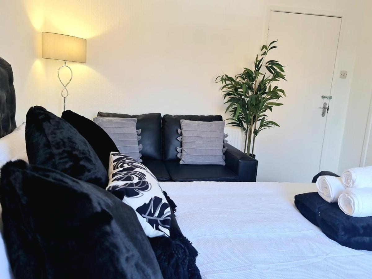 Immaculate 3-Bedrooms Dundee Apartment 外观 照片