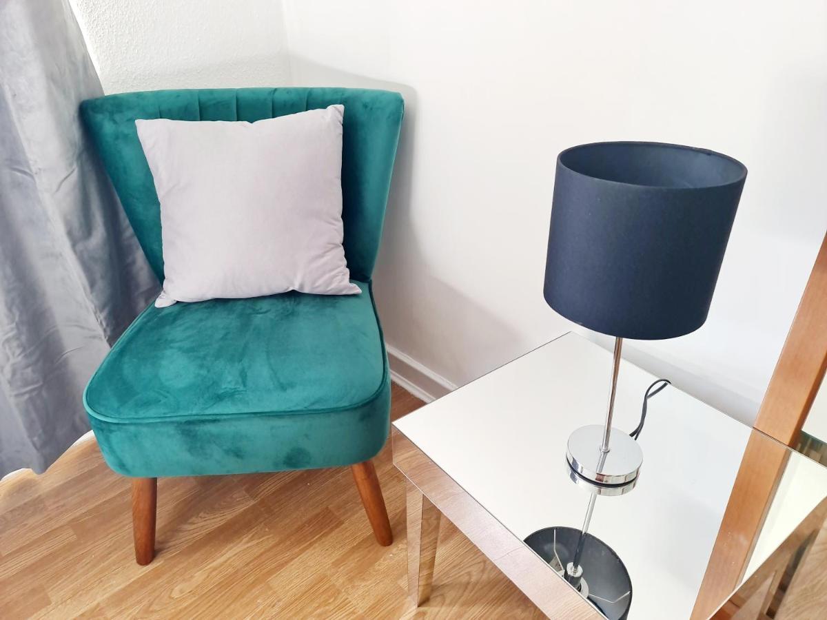 Immaculate 3-Bedrooms Dundee Apartment 外观 照片
