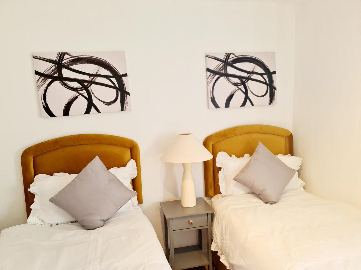 Immaculate 3-Bedrooms Dundee Apartment 外观 照片