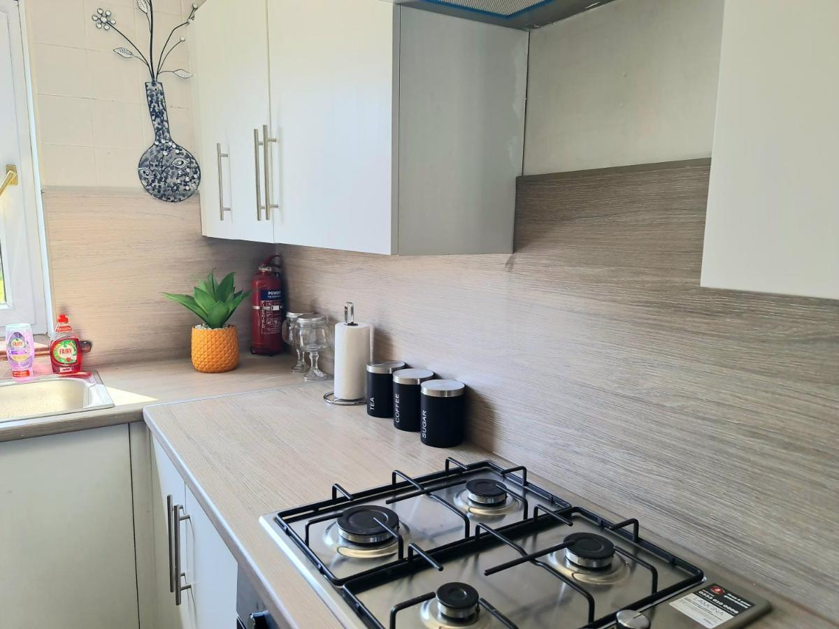 Immaculate 3-Bedrooms Dundee Apartment 外观 照片